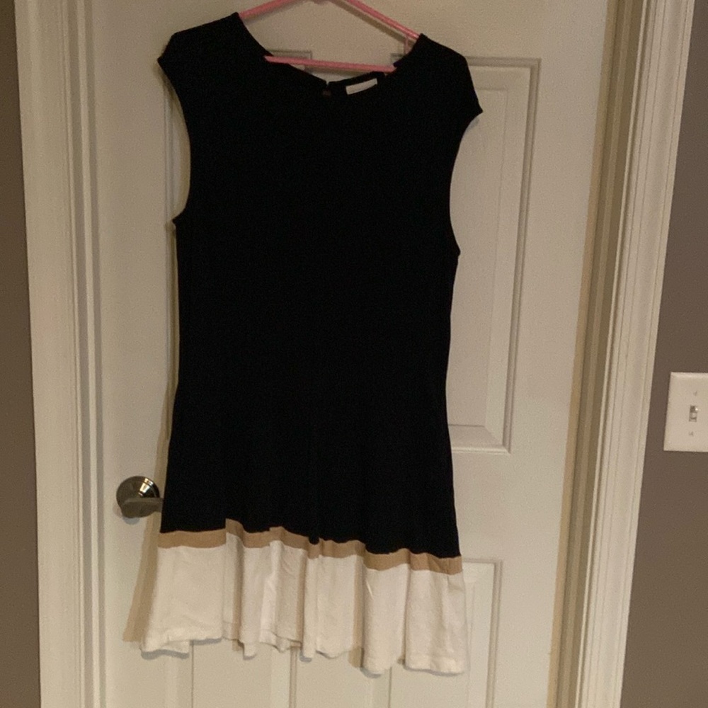 New York & Company sleeveless dress